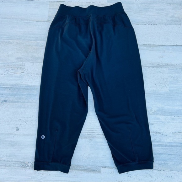 Lululemon 4 Womens Crop Jogger Pants Everyday Athleisure Workout Gym - Picture 14 of 15